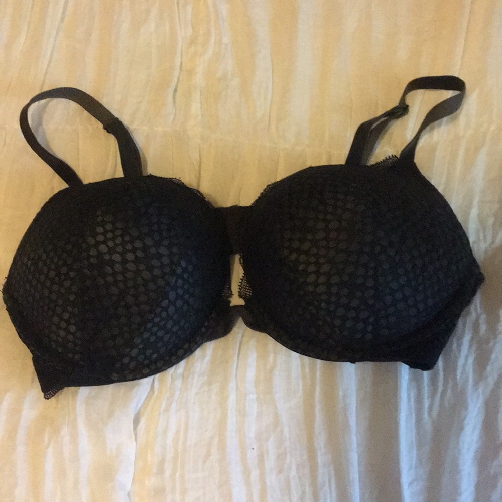 VS Bombshell 36C